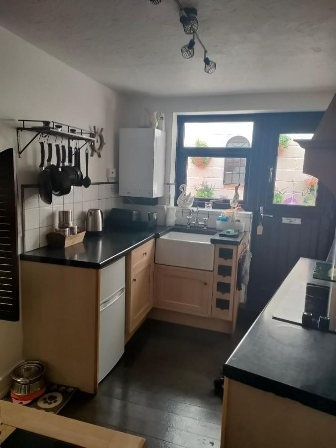 Fishermen'S Cottage With Log Burner, 2 Bathrooms & Sea Views From Garden Terraces The Mumbles Esterno foto