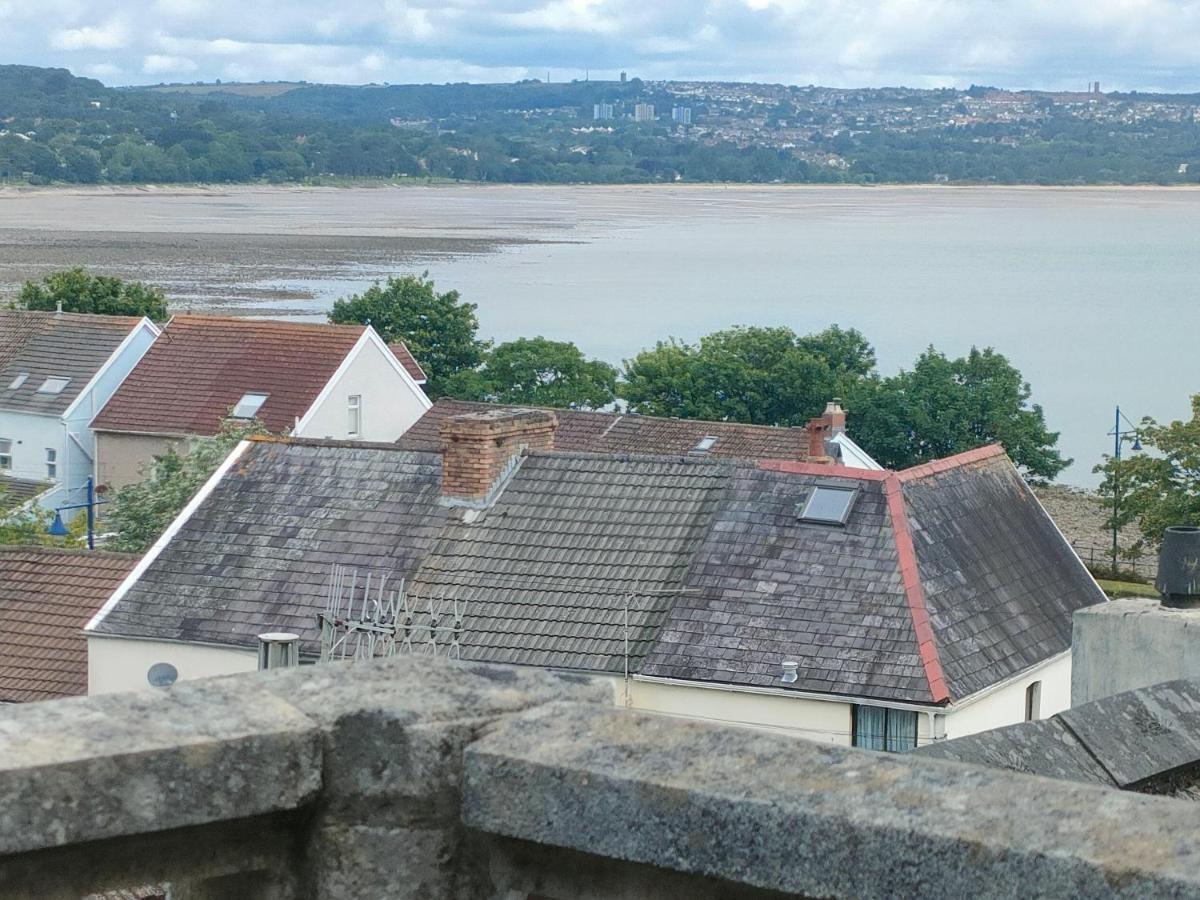 Fishermen'S Cottage With Log Burner, 2 Bathrooms & Sea Views From Garden Terraces The Mumbles Esterno foto
