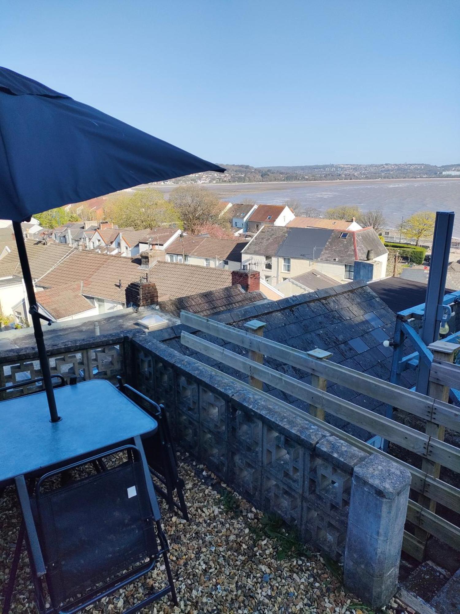 Fishermen'S Cottage With Log Burner, 2 Bathrooms & Sea Views From Garden Terraces The Mumbles Esterno foto